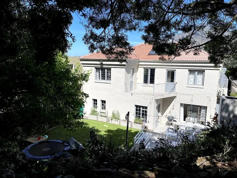 Lovely Family Home In Central Cape Town